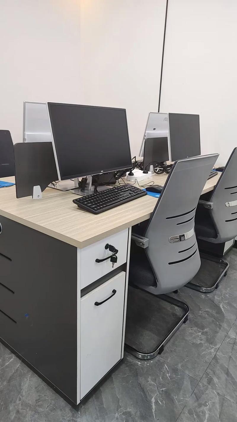 重慶電腦租賃服務 一臺起租，全國覆蓋，靈活高效